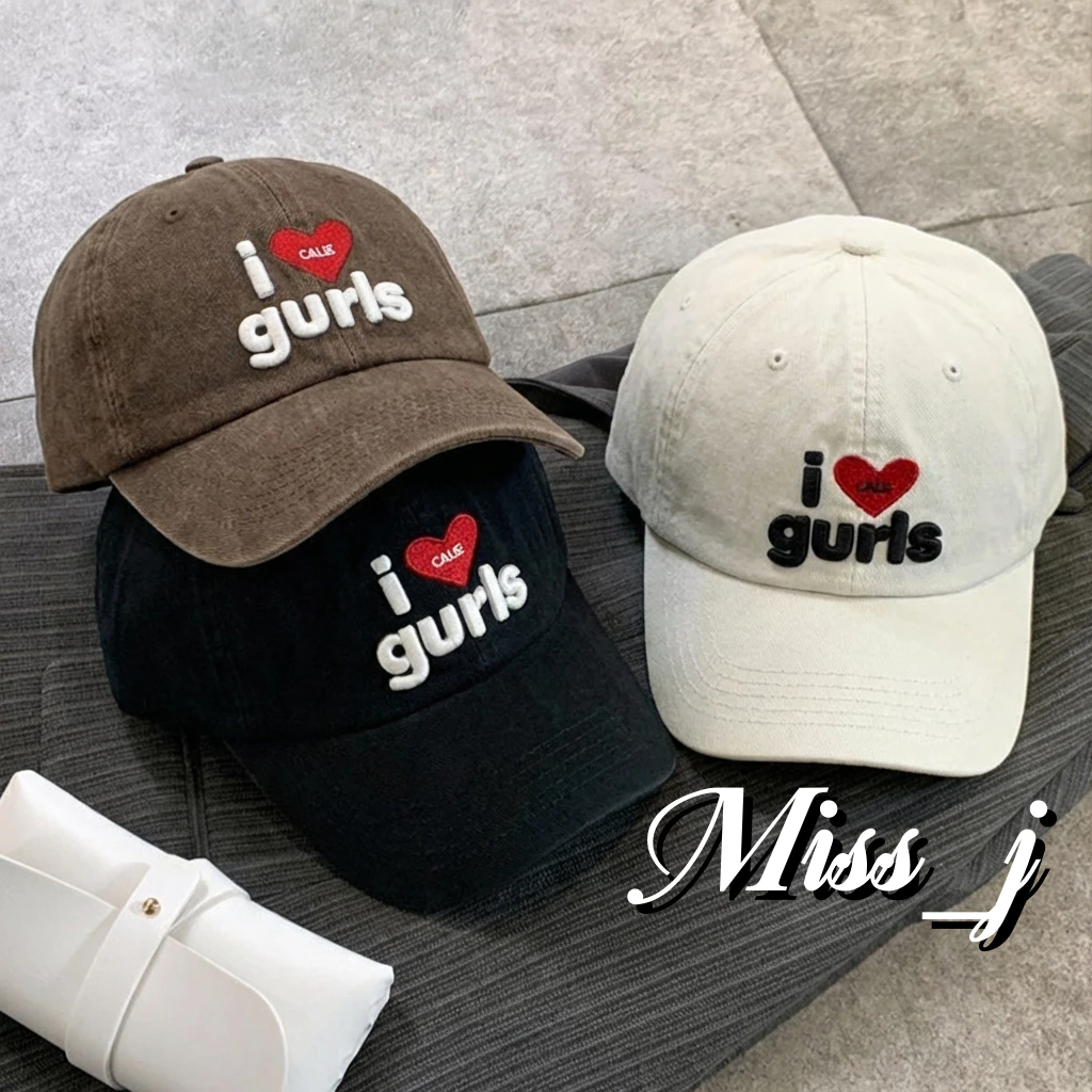 Miss_J พร้อมส่งจากกทม🎀หมวกเบสบอลปักลายหัวใจนั้นใช้งานได้หลากหลายและช่วยให้ใบหน้าดูเล็กลง