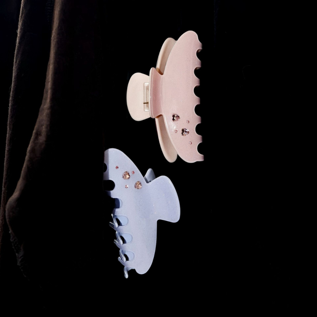 Twinkle Club | Petit Heart Hair Clip กิ๊บหนีบผมสีพาสเทล เพชรหัวใจ เรียบหรู สไตล์ลูกคุณ - รูปที่ 4