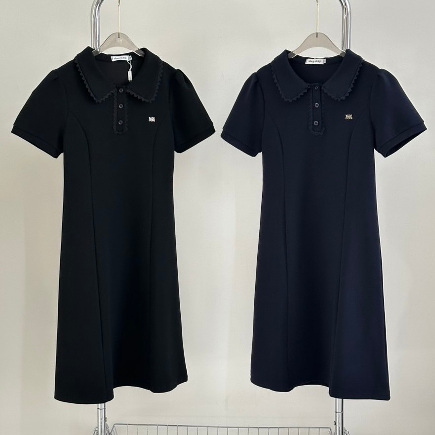 SISSY : เดรสแขนสั้นคอปกโปโล (S–XXL) แต่งขอบลูกไม้ ผ้านุ่มยืด ดีไซน์เรียบหรู ใส่ได้ทุกโอกาส