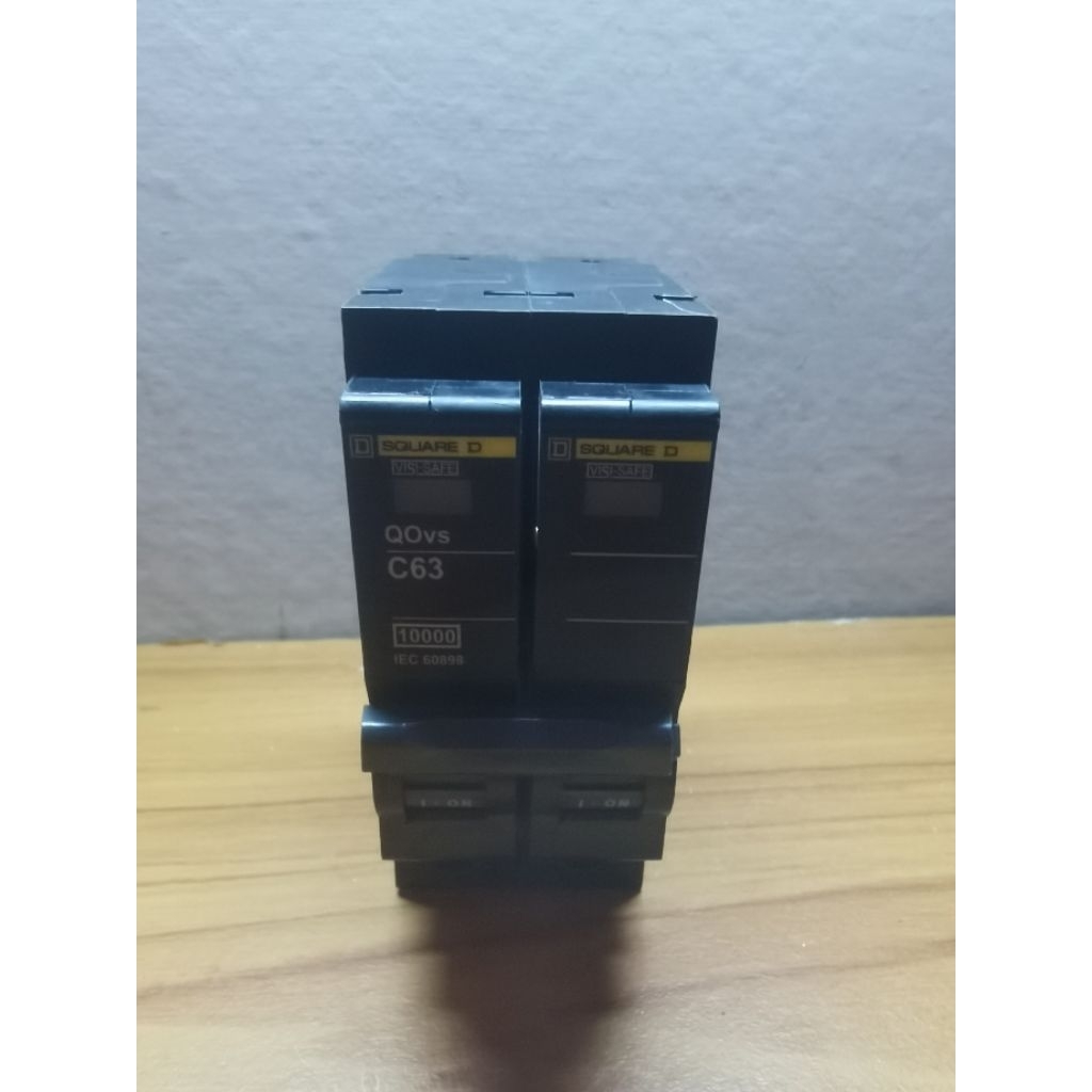 เมนเซอร์กิตเบรกเกอร์ 2P 63A 10KA QO263VSC10T SCHNEIDER