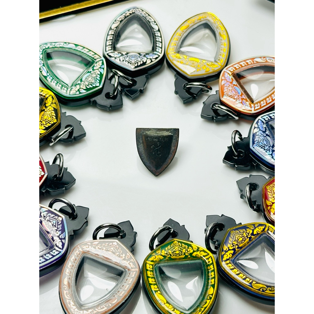 กรอบเลเซอร์สำเร็จ ผาลไถ พลิกฟื้นคืนชาตา ฅนขลัง คลังวิชา ขนาด 1.6x1.8 cm.กรอบแบบใส่เองได้ที่บ้าน มีสินค้าพร้อมส่ง - รูปที่ 3