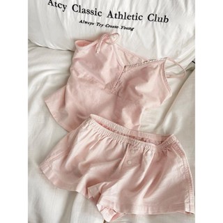 ชุดนอนผู้หญิง สายเดี่ยวมีฟองน้ำ + ขาสั้น ลูกไม้ ลายทางชมพู ห…