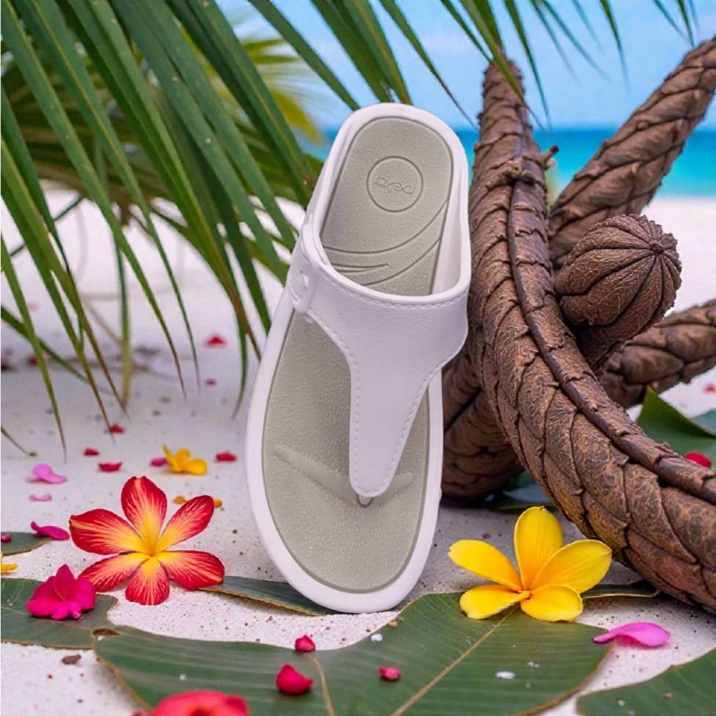 Peak ปีก้า รองเท้าแฟชั่่นสตรี ยี่ห้อ peak รุ่น 445 Size 36-40 -ส่งทุกวัน