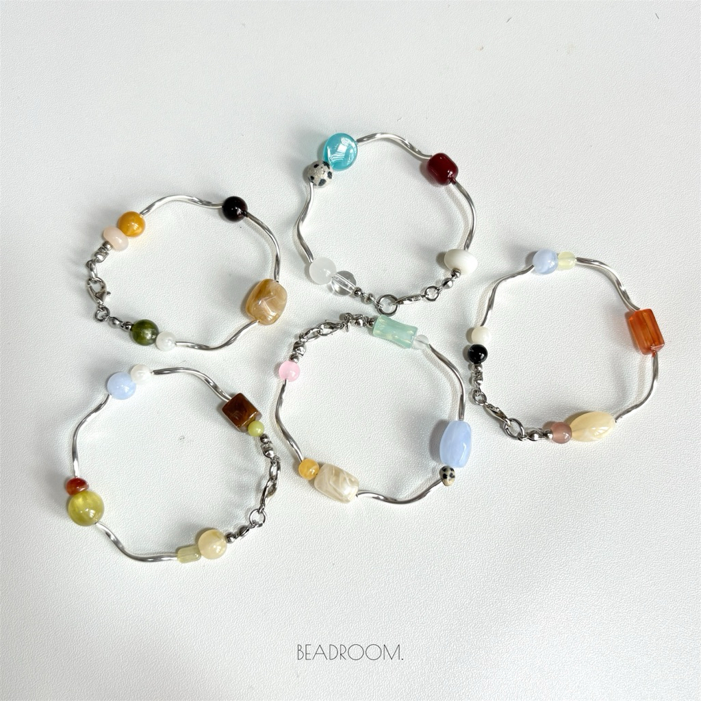 beadroom. - สร้อยข้อมือลูกปัดแฮนด์เมด🤍✨
