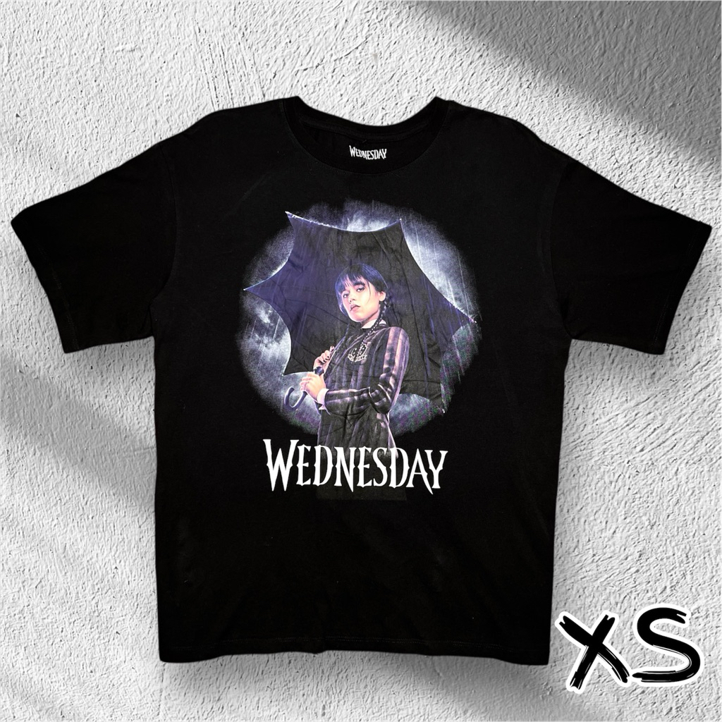เสื้อยืดมือสองของแท้ Wednesday Movie Black T - Shirt ( XS )