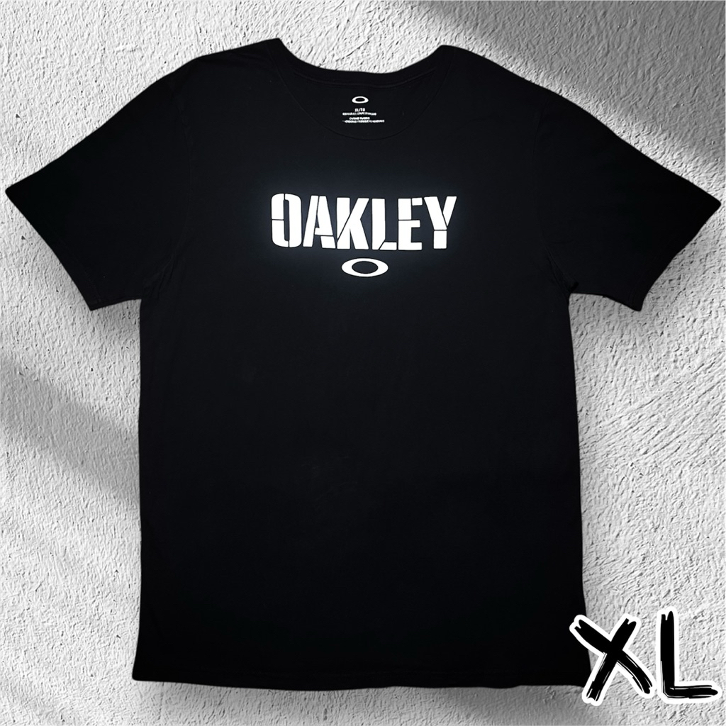 เสื้อยืดมือสองของแท้ Oakley Men Black T - Shirt ( XL )