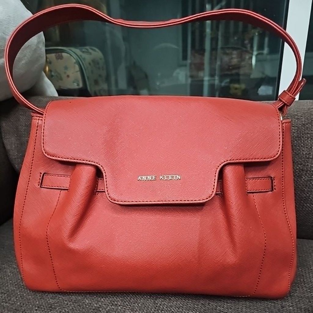 กระเป๋าสะพาย Anne Klein