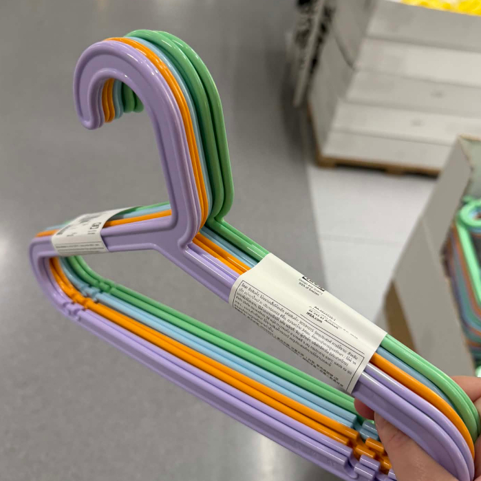 [รุ่นใหม่] IKEA อิเกีย ไม้แขวนเสื้อ เด็ก สีสดใส มี 8 ชิ้น BAGIS บอกกิส