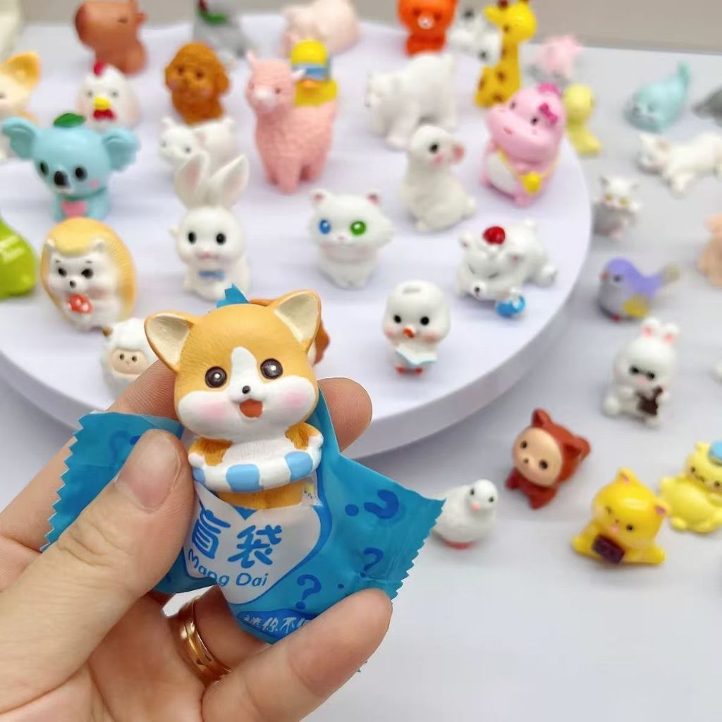 สินค้าพร้อมส่ง ชุดกล่องสุ่มสัตว์เหมือนจริง 40 ชิ้น โมเดลสัตว์จิ๋วน่ารักสำหรับของเล่นเด็ก