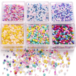 ลูกปัดแก้วเม็ดข้าวสีผสม 2 มม. 700 ชิ้นต่อแพ็ค อุปกรณ์ DIY ทำสร้อยข้อมือ สร้อยคอ เครื่องประดับ