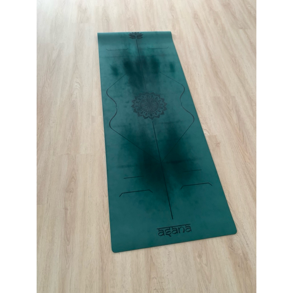 (used) asana yoga mat เสื่อโยคะมือสอง สีเขียว