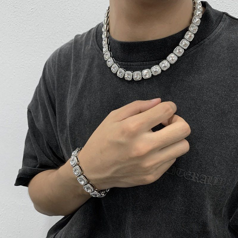 NEW-1874 สร้อยคอลูกอมร็อค แฟชั่น OL ลูกอมหินสี่เหลี่ยม สร้อยคอเพชรเต็ม สร้อยคอคิวบา แนวโน้มแฟชั่นในยุโรปและอเมริกา ราคา ถูกที่สุด ดีลบีเคเค แกลเลอรีภาพที่ 6