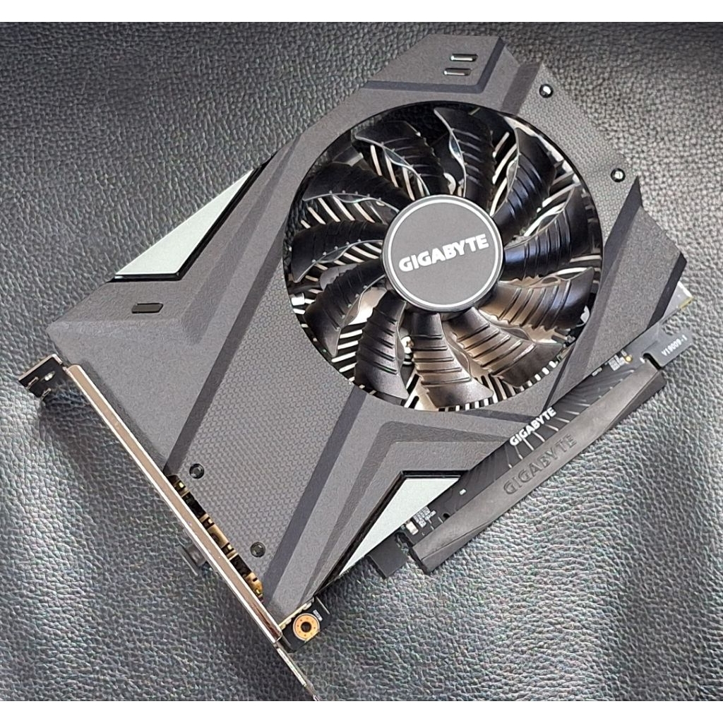 การ์ดจอมือ✌️ GIGABYTE GEFORCE GTX 1650 OC 4G Mini itx - 4GB GDDR5