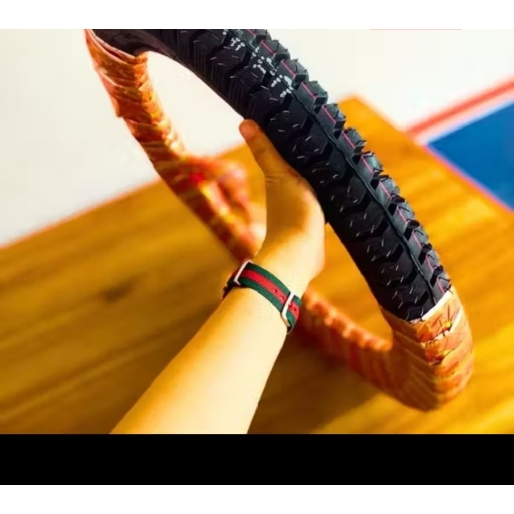 ยางนอกลายสิบล้อยี่ห้อCASUMINAขนาด 2.75 - 17 /3.00-17