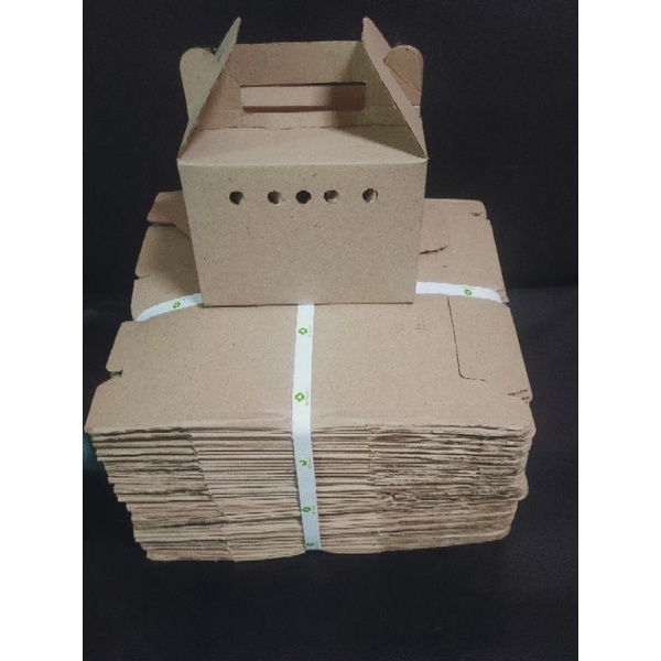 กล่องแพ็ค50ใบสัตว์เลี้ยงขนาดเล็กยกแพ็ค ขนาด 10.5×15×11.5cm. ใช้ใส่หนู,เม่นแคระ,กระรอก,นก ส่งฟรีค่ะ