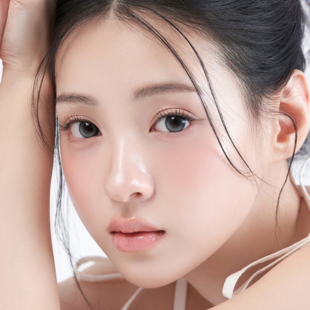 คอนแทคเลนส์ odd i’s รุ่น Keeping เลนส์รายวัน พระจันทร์ล็อกไม่หมุน