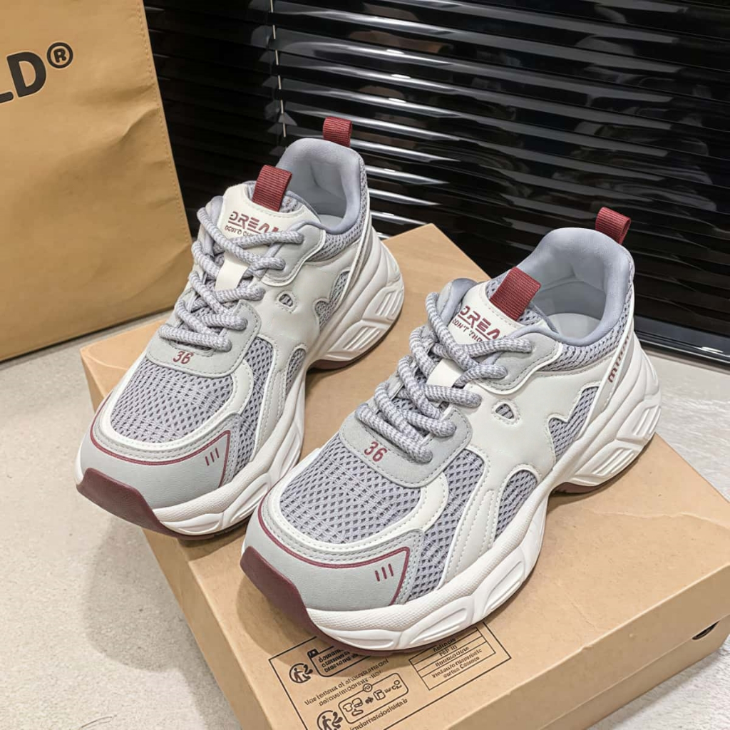 Hot sales รองเท้าผ้าใบผู้หญิง นุ่มและระบายอากาศรองเท้าวิ่ง ผ้าตาข่าย พื้นหนารองเท้าลำลอง เสริมส้น5ซม