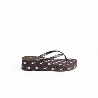 PLAYBOY รุ่น Lagoona Sandals รองเท้าแตะคีบ รหัส ST-HS261C147 ดีไซน์ส้นเตารีด แต่งอะไหล่ มี 2 สี