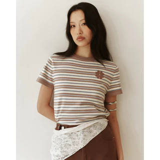 Breeze Club Tee [พร้อมส่ง] เสื้อยืดลายทางไหมพรม