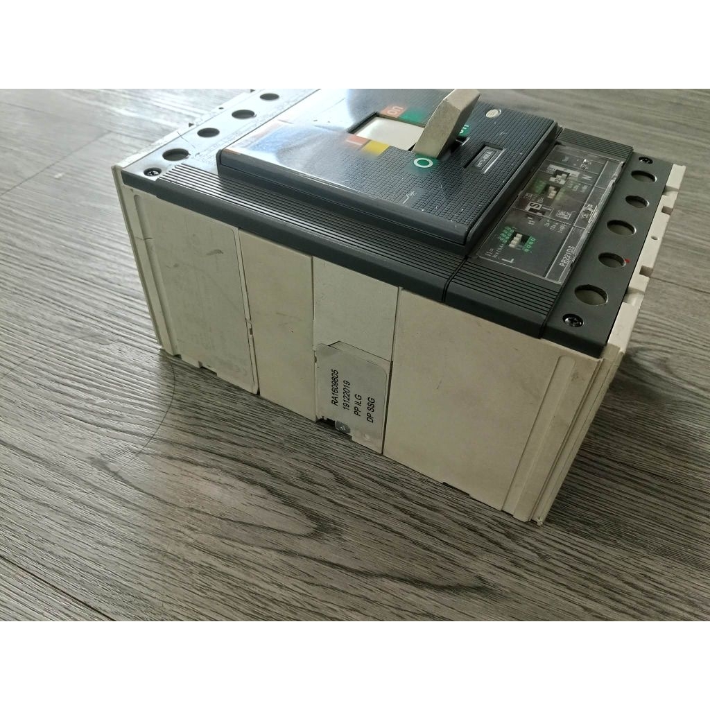 Circuit breaker ABB SACE Tmax PR221DS