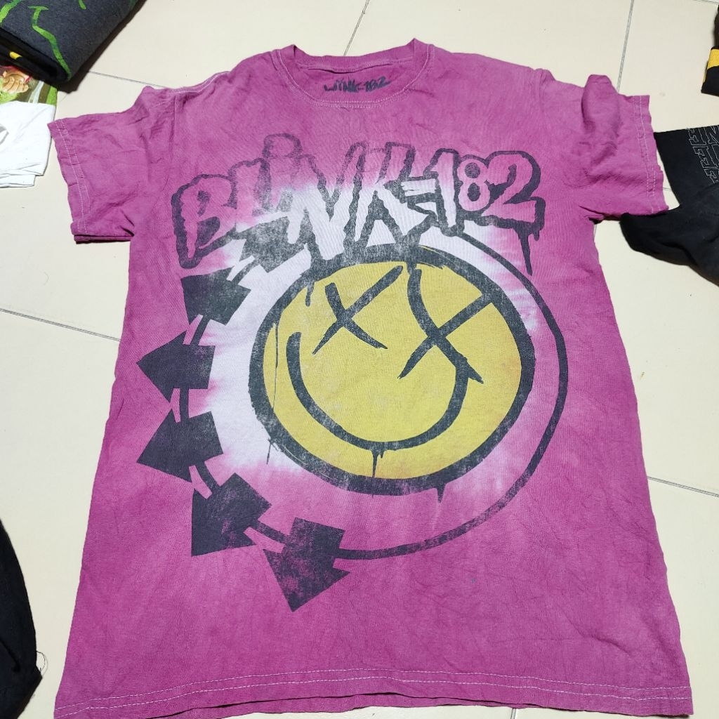 💜B00097💜อก36ยาว26" Blink 182 สกรีนสวย สภาพใหม่ เสื้อยืดUSAมือ2
