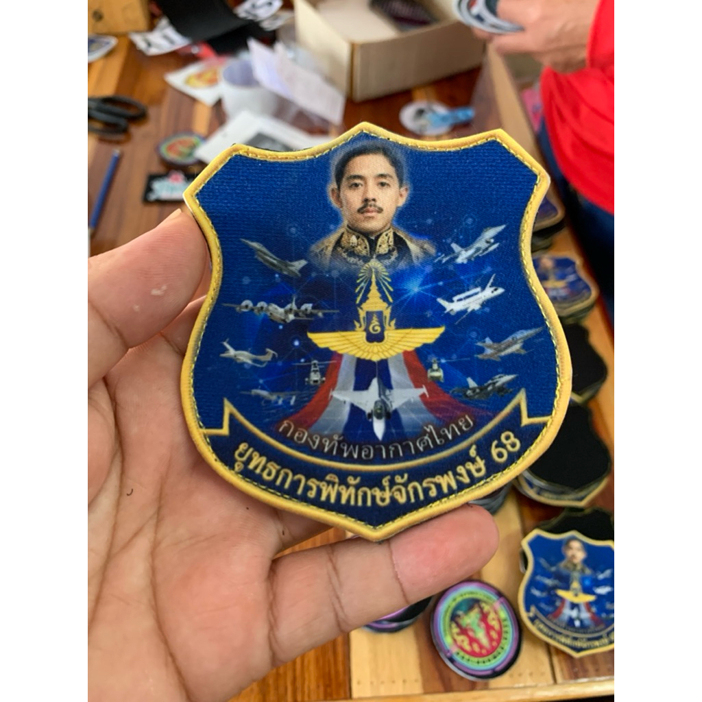 โลโก้หลังตีนตุ๊กแกงานสั่งพิมพ์ งานผลิตตามสั่งราคาถูก