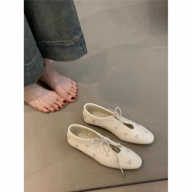 Flat Mary Jane Shoes