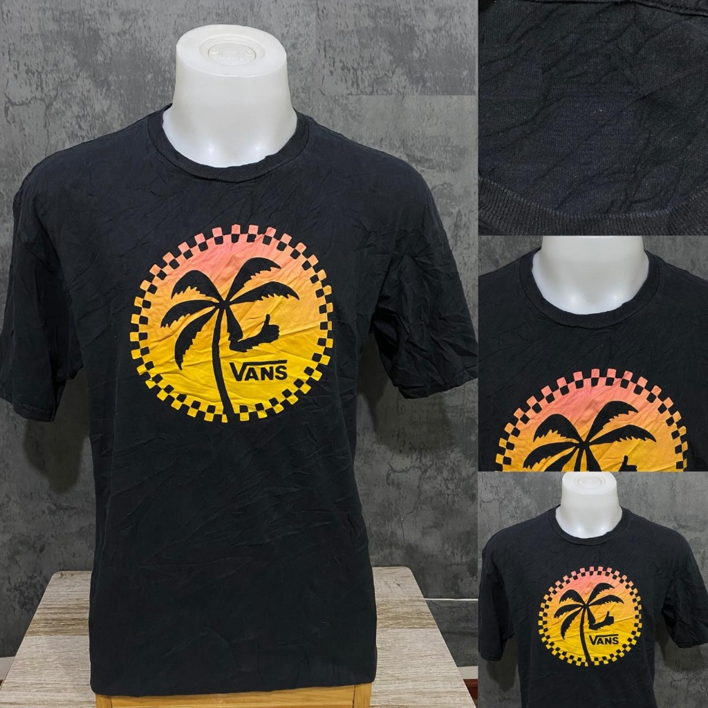 เสื้อยืด คอกลม  Vans