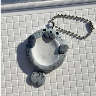 worry stone หินคลายกังวล น้องแมวน้ำ อุ๋งๆ งานดินปั้น handmade by นักปั้นหัวร้อน