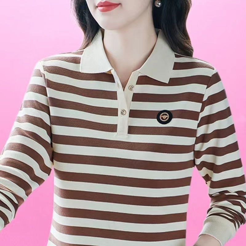 เสื้อยืดแขนยาวคอโปโลรุ่นใหม่ฤดูใบไม้ผลิปี 2026 ดีไซน์วัยรุ่น ทันสมัย ​​ช่วยให้ดูผอมเพรียว เหมาะสำหรับผู้หญิงวัยกลางคน