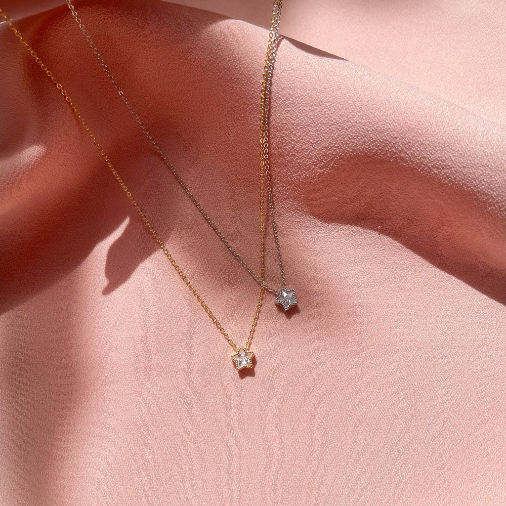 Kissmebythesun - Lost Star necklace | สร้อยคอจี้ดาว ชุบทองคำขาว 14k