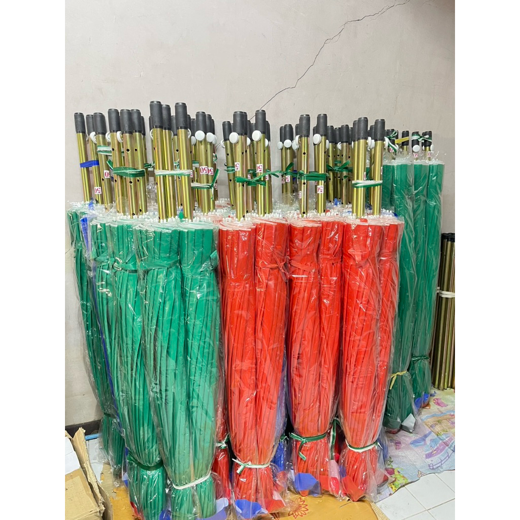 ร่ม ร่มแม่ค้า ต่อด้าม  ร่มสนาม ขนาด 50 นิ้ว 60 นิ้ว มี สีแดง สีน้ำเงิน สีเขียว สุดคุ้ม
