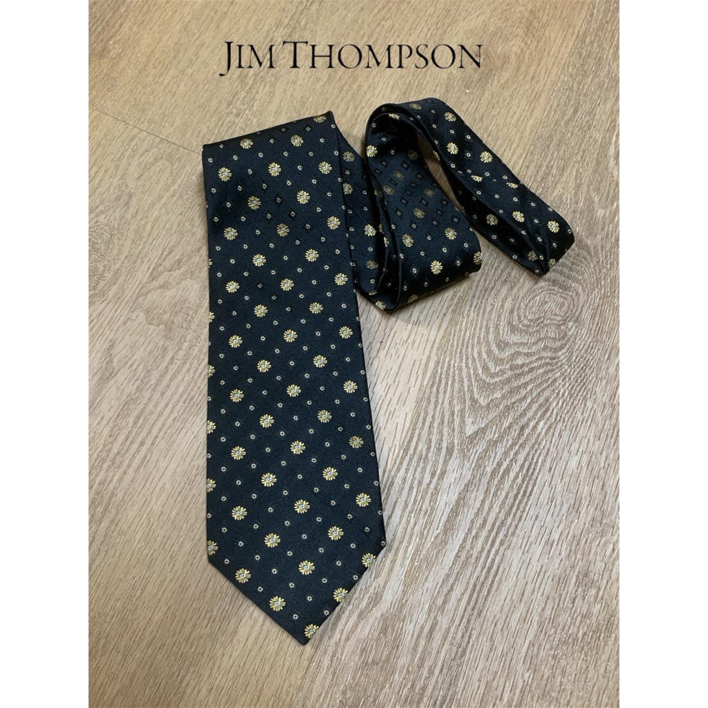 Jim Thompson เนคไทผ้าไหมพิมพ์ลาย สวย สภาพดี ขนาด3.8”(11cm)