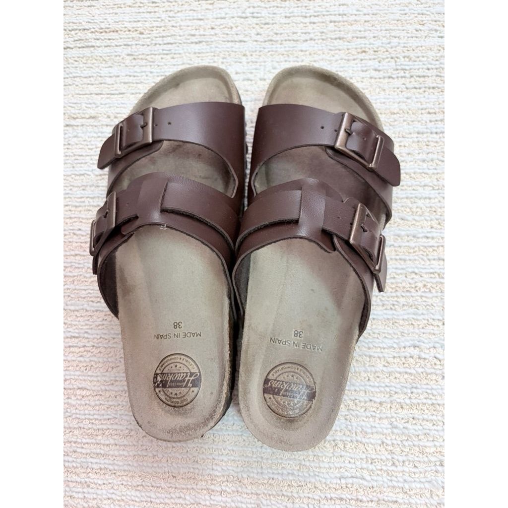 รองเท้าแตะ hawkins size 38 ยาว 24.0 cm.