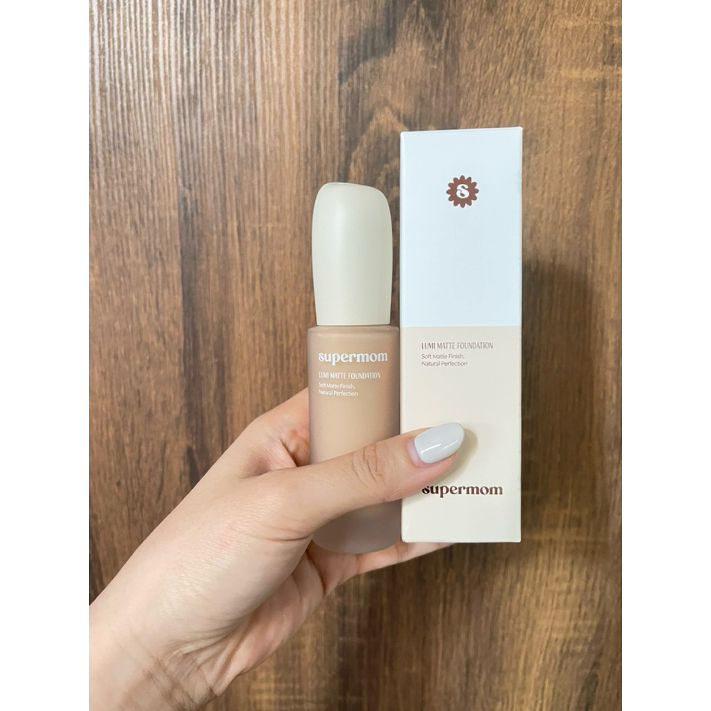 รองพื้น supermom 99.99% แค่เทสลอง 1 ปั้ม ของแท้100% สี 23n