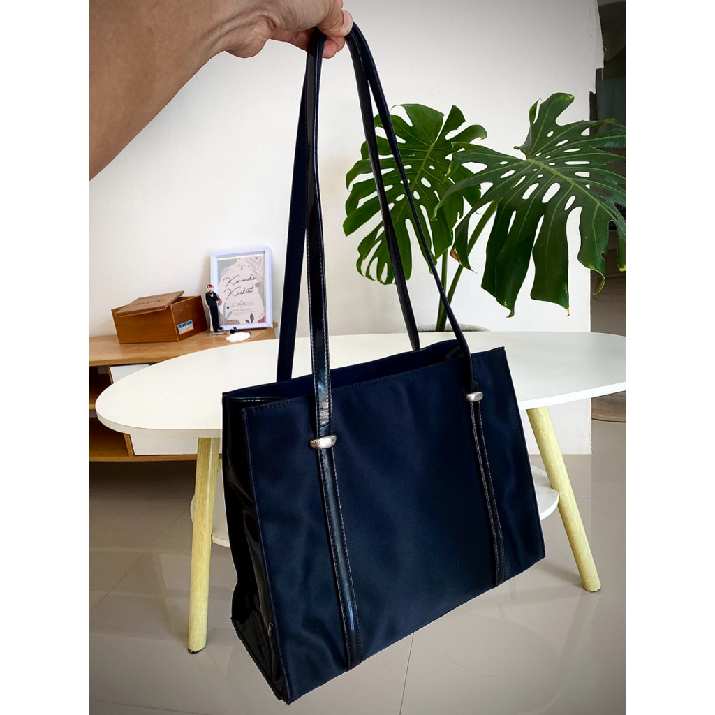กระเป๋า ELLE paris shoulder bag มือสองของแท้