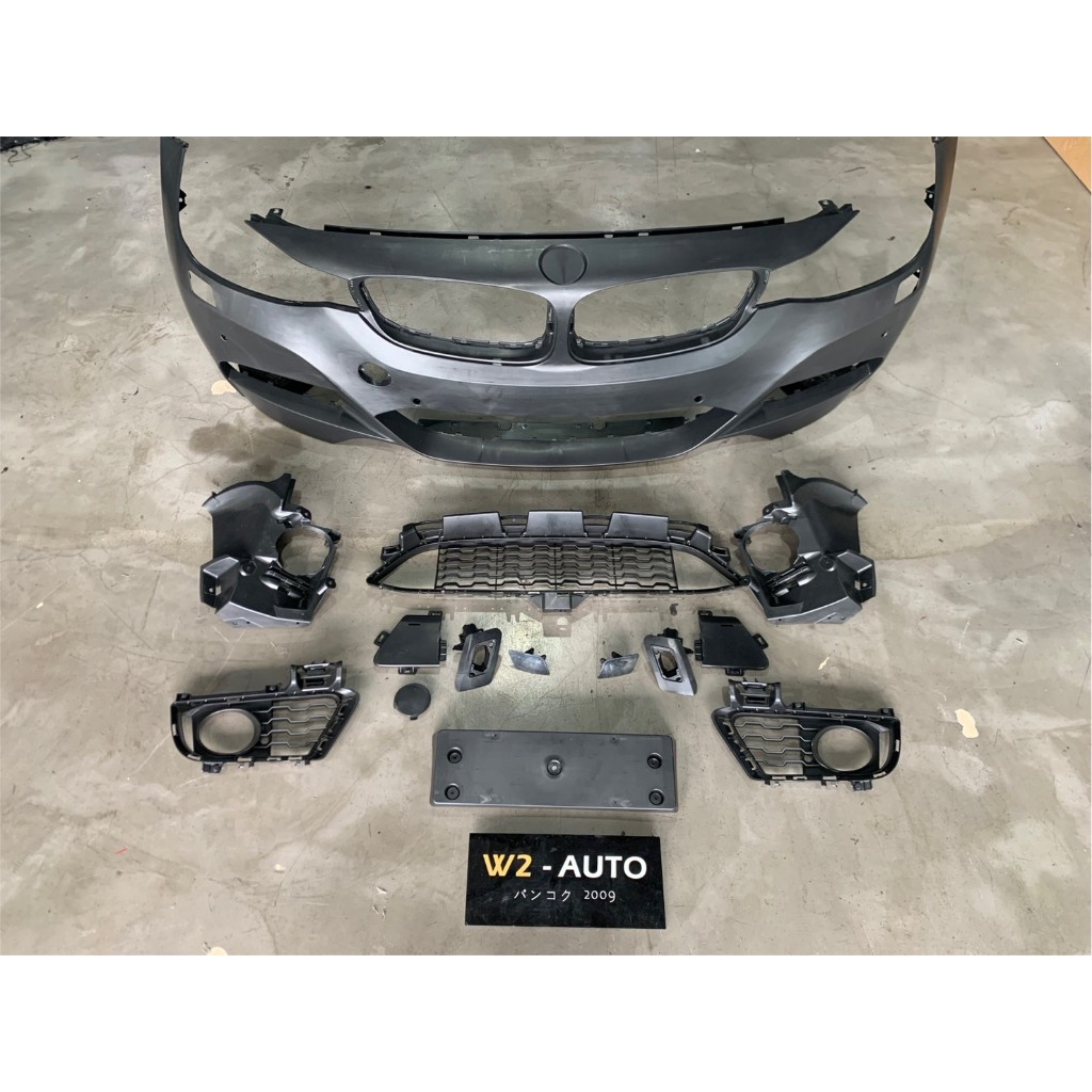 สินค้ามีพร้อมส่ง !! อุปกรณ์กันชนหน้า BMW F34 Msport มีหลายชิ้น