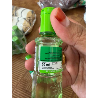น้ำมัน minyak kayu putih มีเยาะกายู ปูเตะ