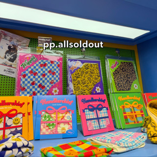 พร้อมส่งด่วน Wiggle Handkerchief ผ้าเช็ดหน้า wiggle wiggle