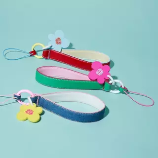 CROSS CULTURE - CAPRI PHONE STRAP สายห้อยโทรศัพท์และกล้อง สีสันสดใส