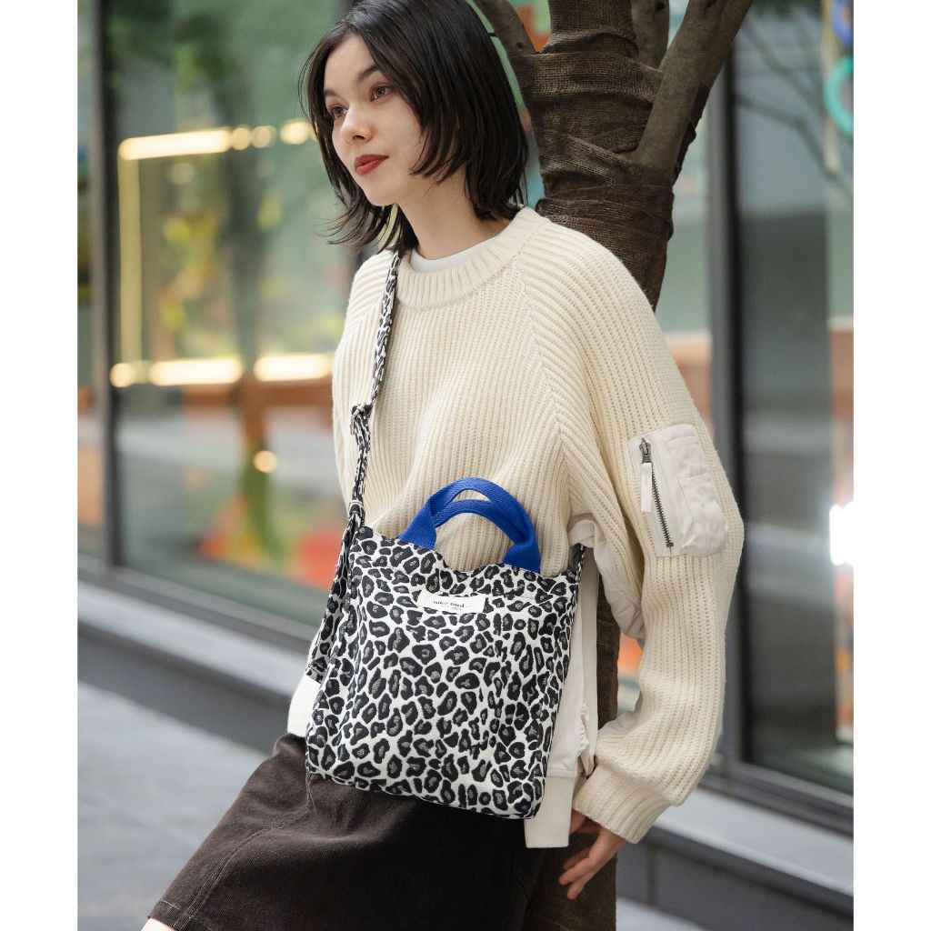 niko and ... กระเป๋าเทปโท้ต Original 2-way tape tote bag (Size M)