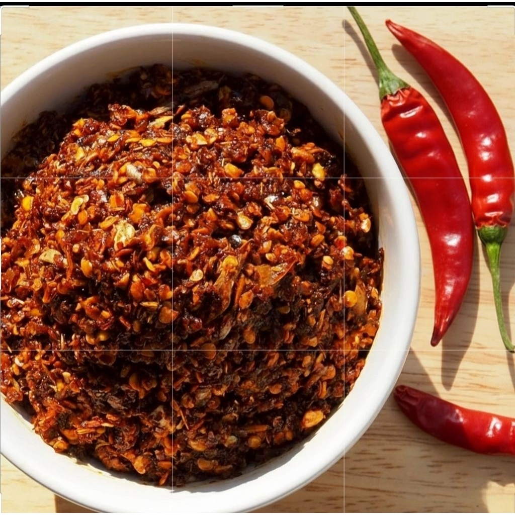 พริกผัด หัวเรือ แม่จ๋า 125 กรัม เผ็ดสุดขั้ว หอมสุดซี้ด ผัดใหม่ทุกวัน ใส่อะไรก็อร่อย เผ็ดจนต้องร้องขอชีวิต