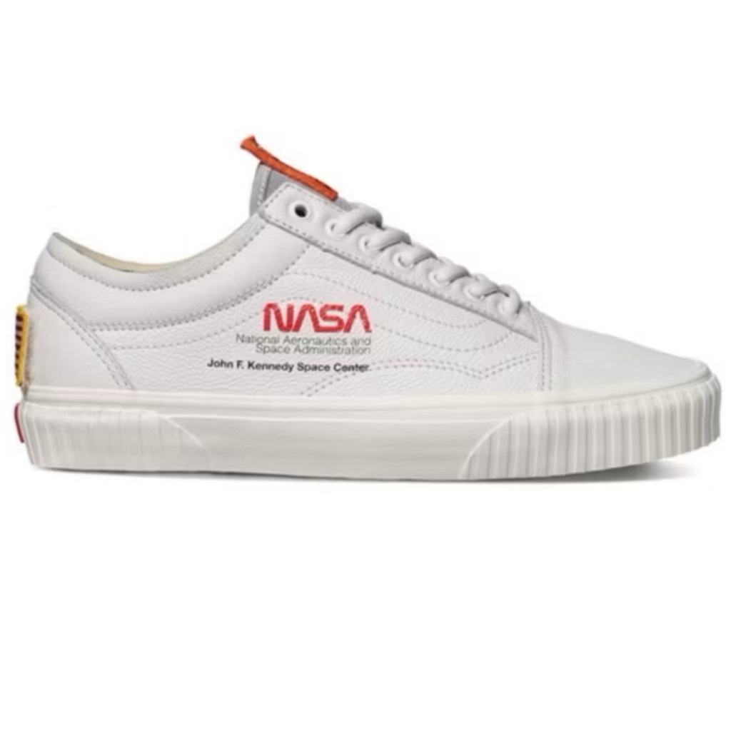 VANS OLD SKOOL X NASA SNEAKERS สินค้ามีประกันแท้