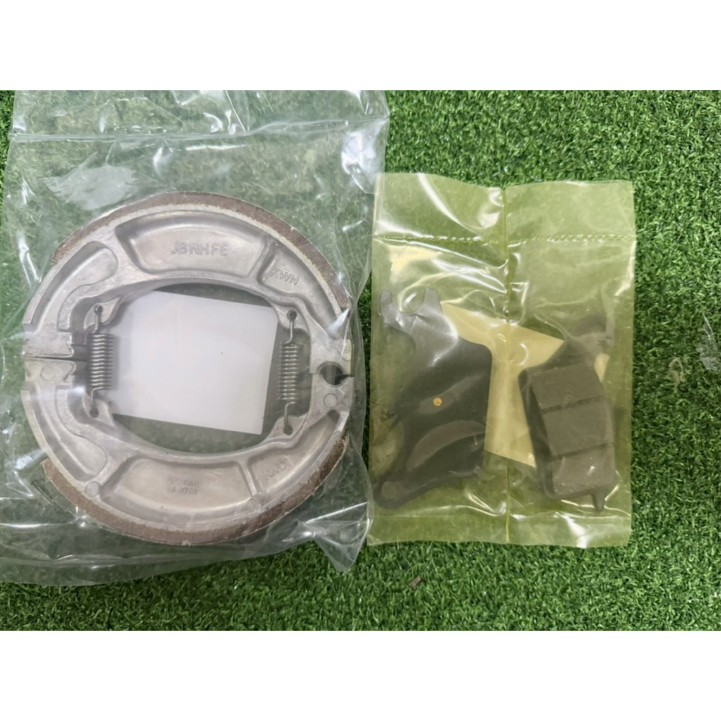 ผ้าเบรค Scoopy-i ,Click-i ,Click125i ,สกู้ปปี้ไอ หน้า+หลัง ผ้าดิสเบรคสกูปปี้ ผ้าเบรคscoopy ผ้าเบรคคลิกไอ เกรดดี