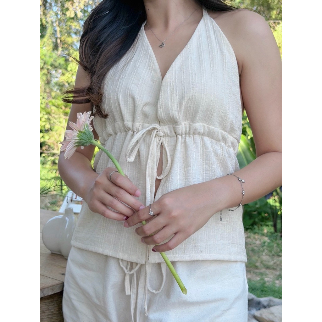 Rika💐✨ เสื้อสายเดี่ยวคล้องคอผูกเชือกอกรูดเชือกรอบตัวผ้าฝ้ายทอเส้น Manee.cotton