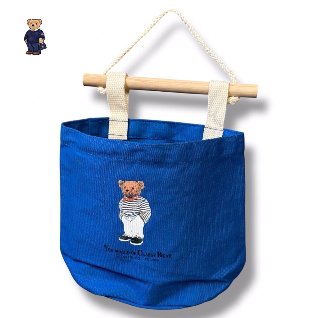 The World Of Classy Bear กระเป๋าใส่ของแขวนตกแต่ง