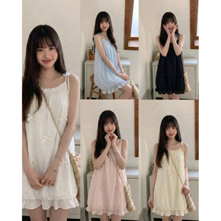 𐙚⋆conycolours ⋆. 𐙚 | Bubble bow dress เดรสสายเดี่ยวผูกไหล่ทร…