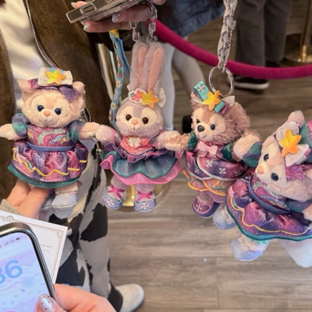 linabell 20th HK disneyland charm