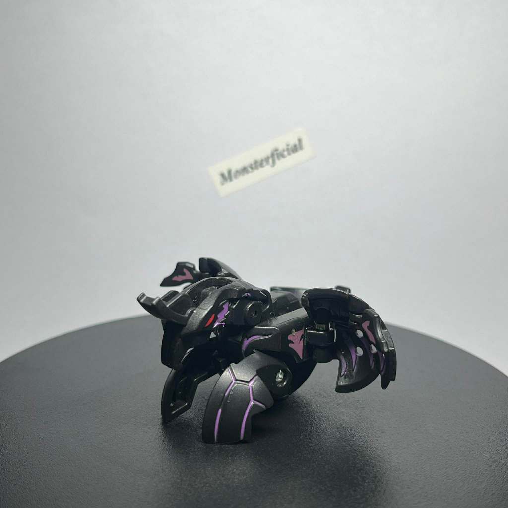 Bakugan Darkus Skyress B2