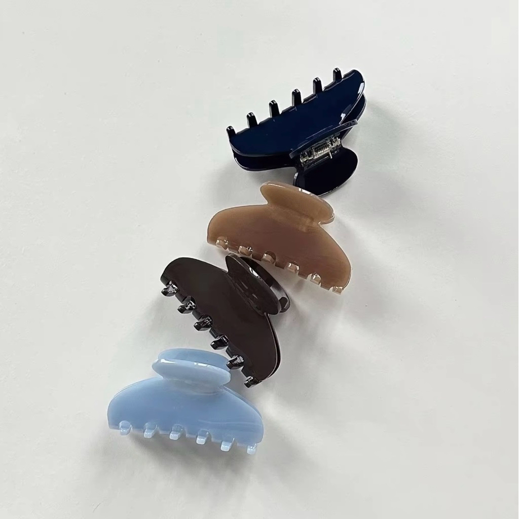 gleametoile - Mini Yoko hair claw clip✨ (size 7.5x4cm)